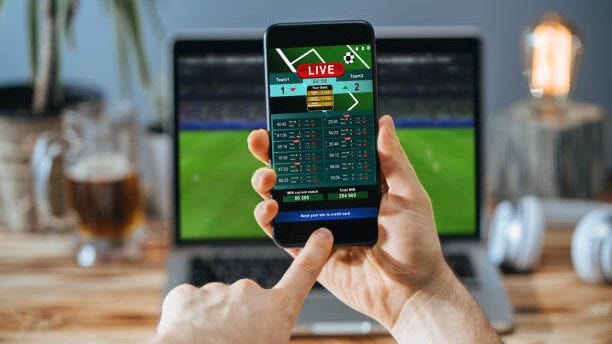 Strategies for Identifying Good Bets in Football Gambling Online